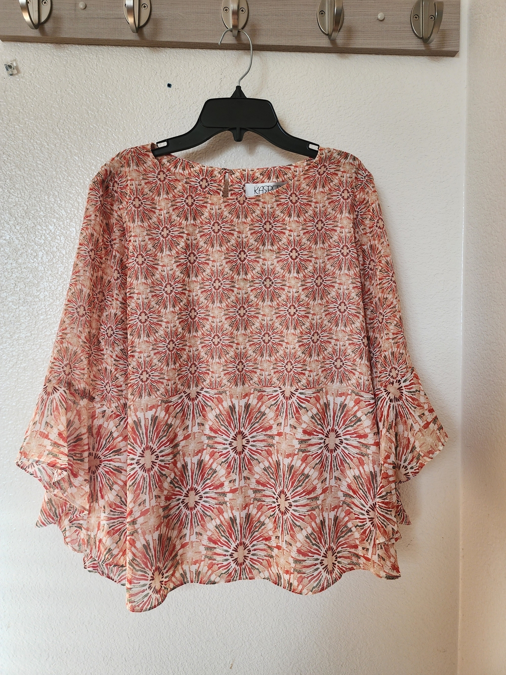 Kasper Petite PL Floral Bell Sleeve Blouse NWT